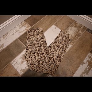 Fovever 21 Leopard print leggings